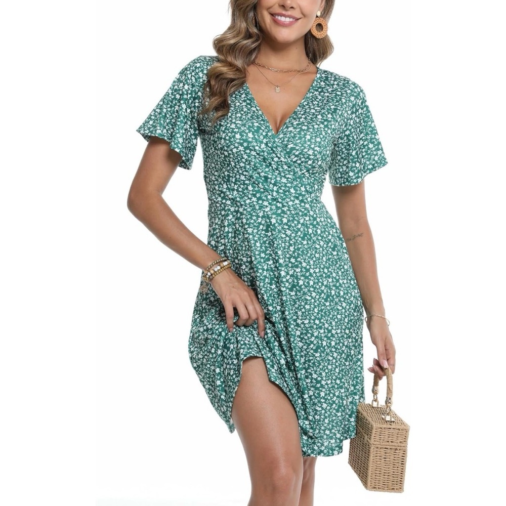 NEW Green Ruffle V Neck Floral Wrap Sundress Size Large